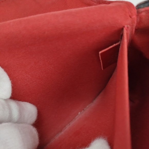 Louis Vuitton Felicie Vernis Pochette Bag - Picture 9 of 15